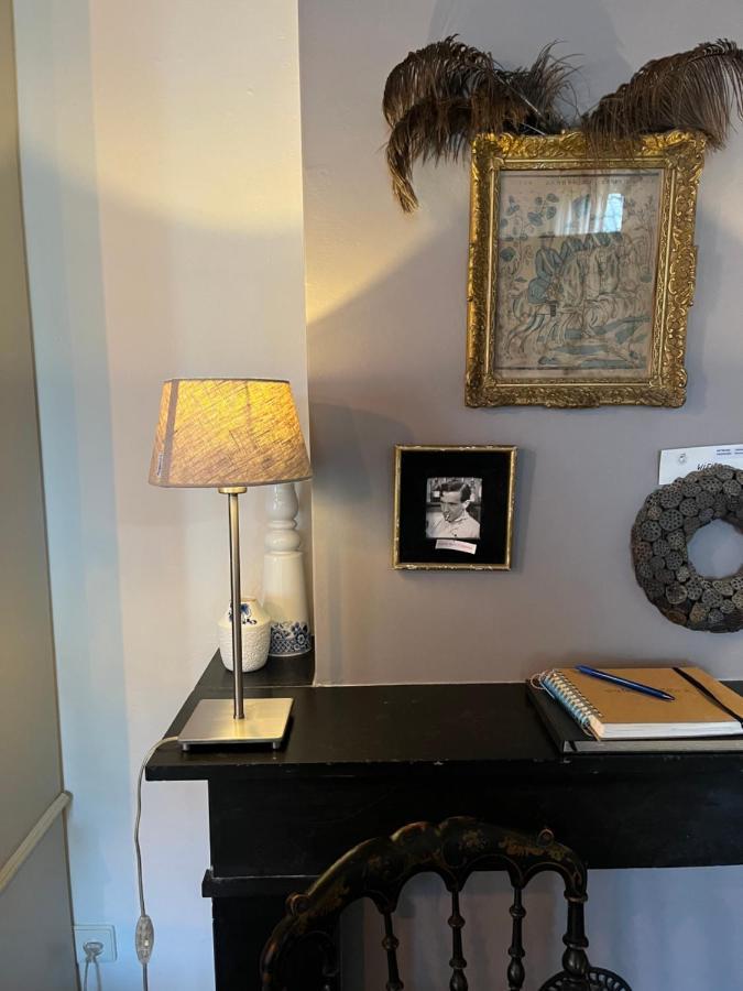 B&B De Kamer Hiernaast Χάουντα Εξωτερικό φωτογραφία
